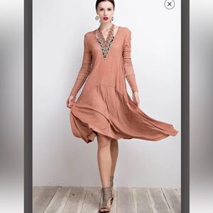 EASEL CASUAL LONG SLEEVE ASYMMETRICAL DRESS SIZE SMALL